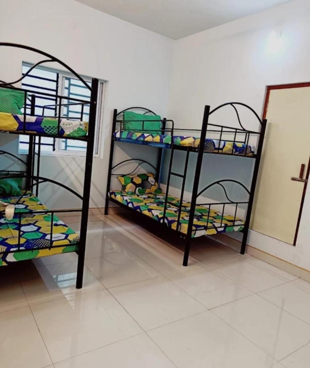 Funk Monk Villa Hostel Pondicherry Ауровил Екстериор снимка